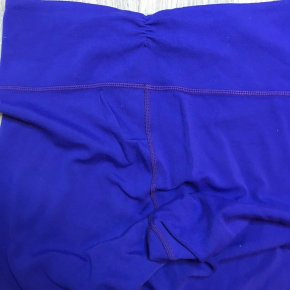 lululemon Gather & Crow Reversible Crops - EUC - 4 - Picture 5 of 9